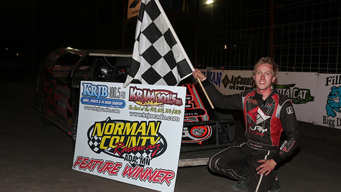 Pavlicek Prevails for Sanders Mod Tour Win