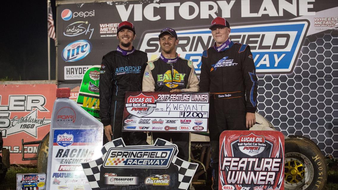 WEYANT MAKES LATE RACE PASS TO WIN WAR
