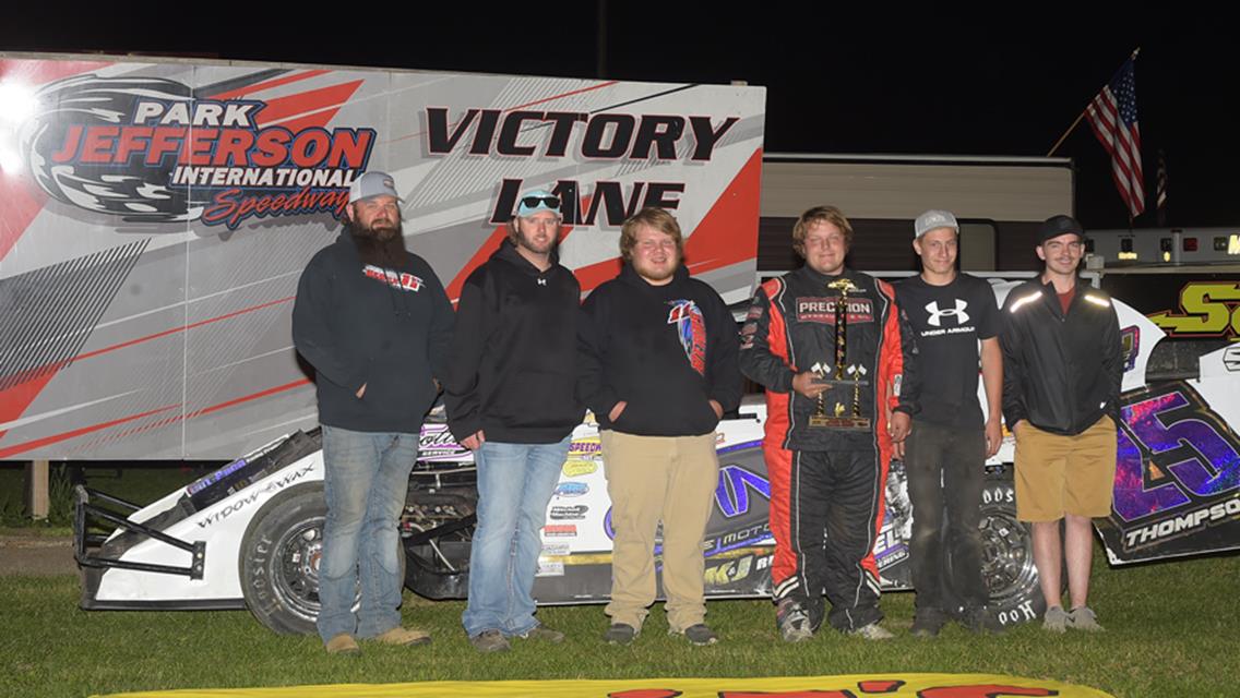 Champions Aaron Reutzel and Cody Thompson pick up wins at Park Jefferson