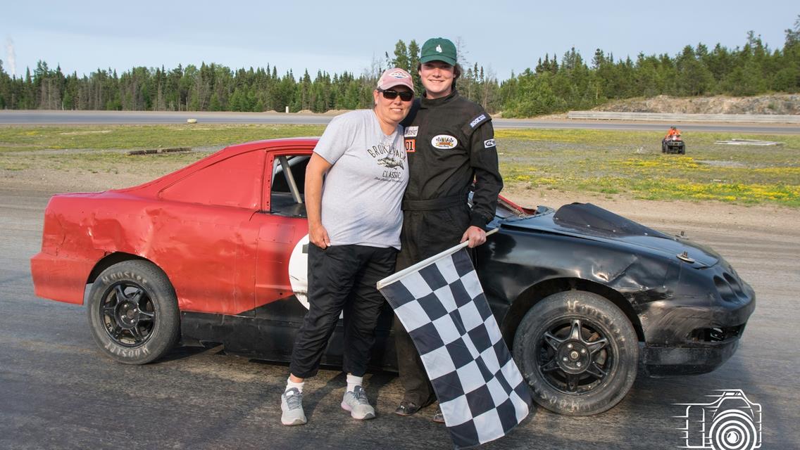 Leek Claims First Feature Since 2020, Copp &amp; McDonald Win Back to Back Features
