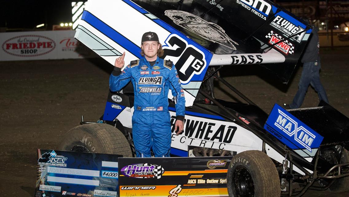 Noah Gass Strikes At Hunt County With The ASCS Elite Outlaw Sprints!