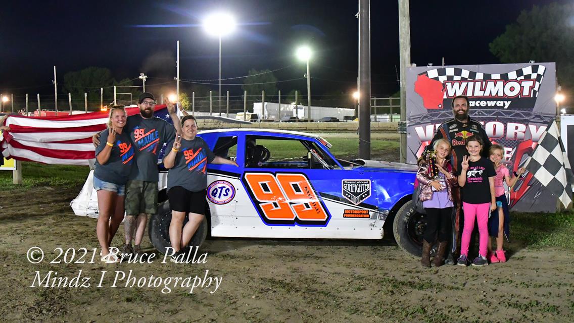 Carlson Wins Seven in a Row
