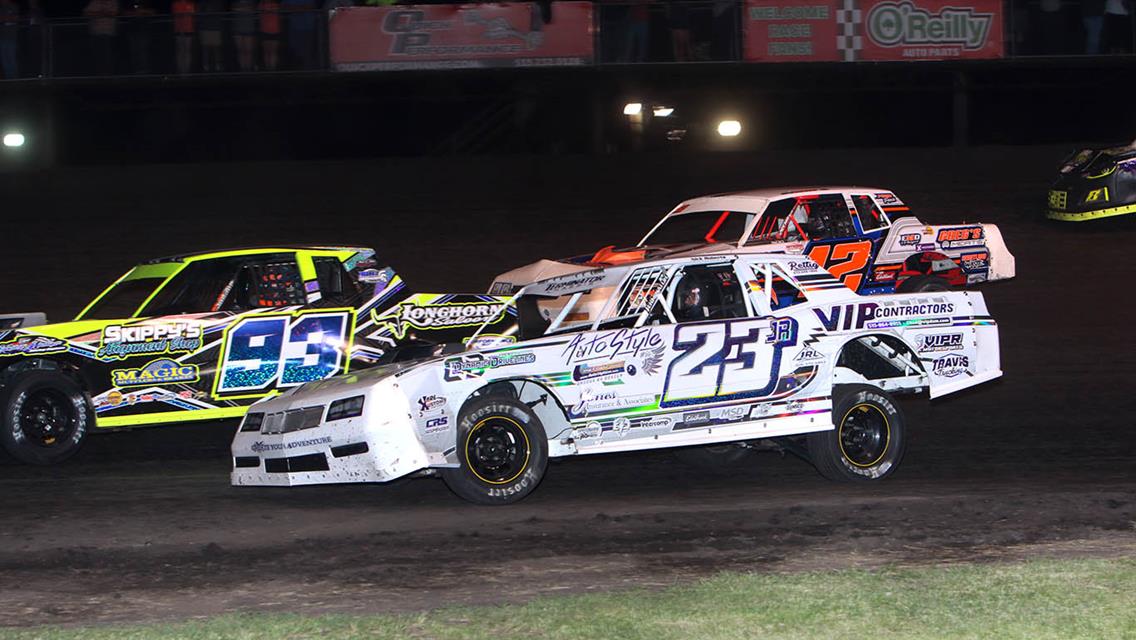 It&#39;s Shute in a thriller at the line, Van Horn, Lynch, Smith, and May also see checkers