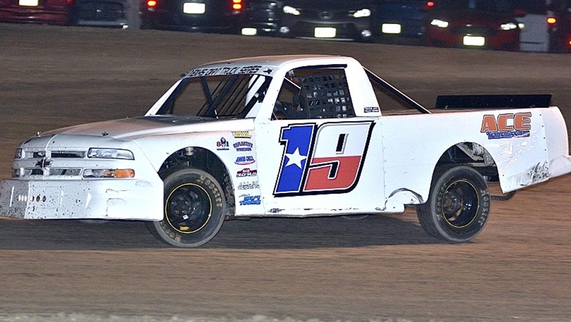 Texas Dirt Truck and Dwarf Cars @ I-37 Speedway, 4/30/2022