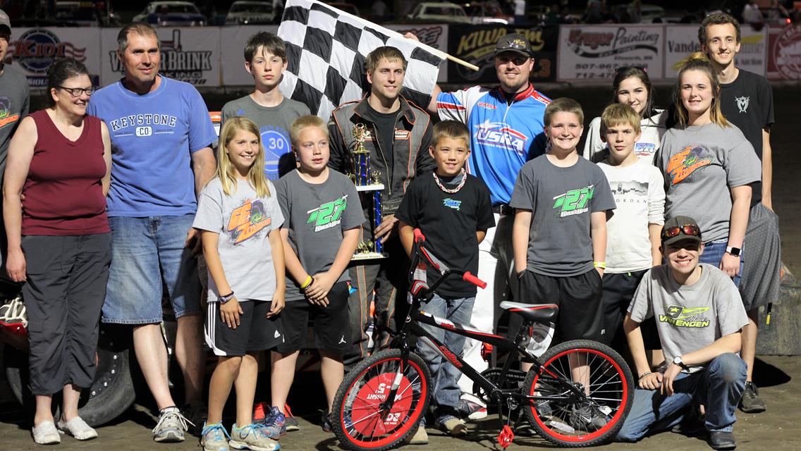 Familiar Faces Find Victory Lane