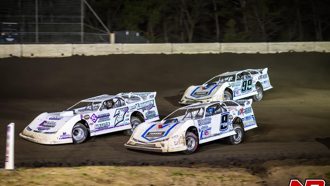 Glenz competes with LOLMDS at Deer Creek Speedway