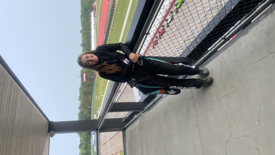 Young Racer Abby Hohlbein from Cloverdale, Ohio Ready to Make Waves in Midget and 360 Racing Circuits