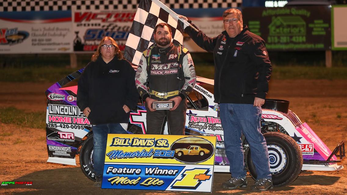 Nick Roberts Wins Bill Davis Memorial