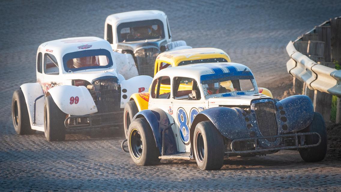Hoff Holds Off Wiest for Feature Win