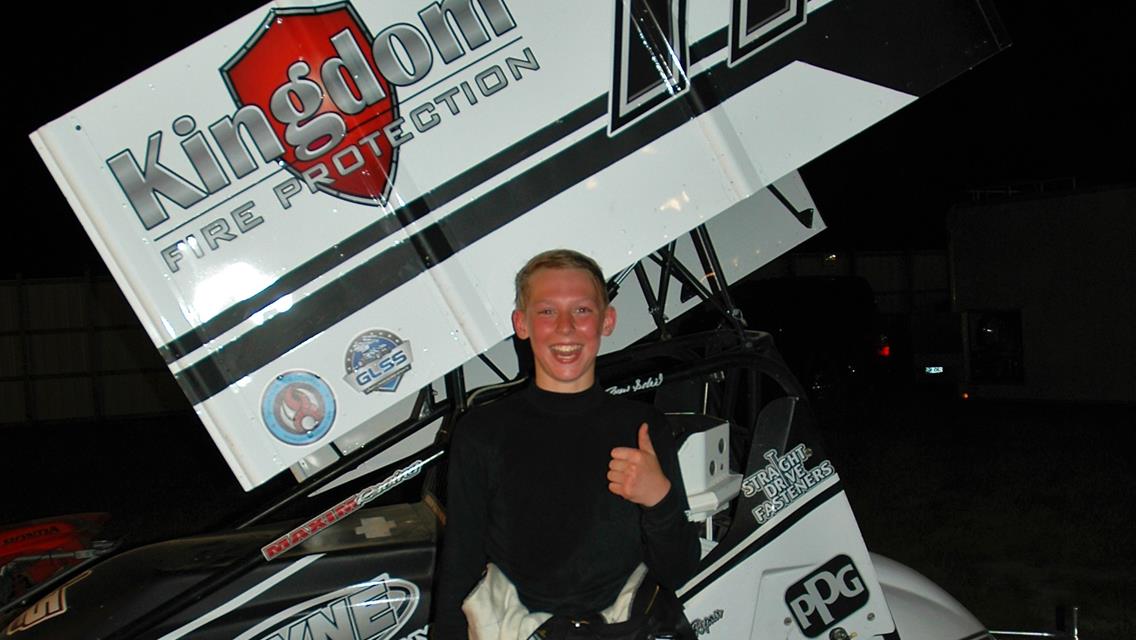 DAGGETT WINS AT TRI-CITY