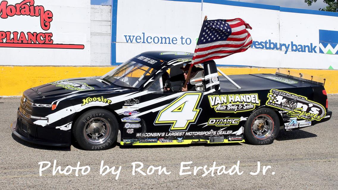Gee scores Midwest Truck Series victory at Slinger