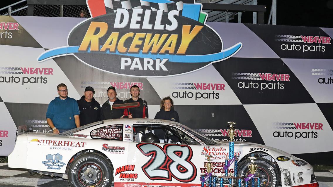 Bernhagen Sweeps Late Model Showdown