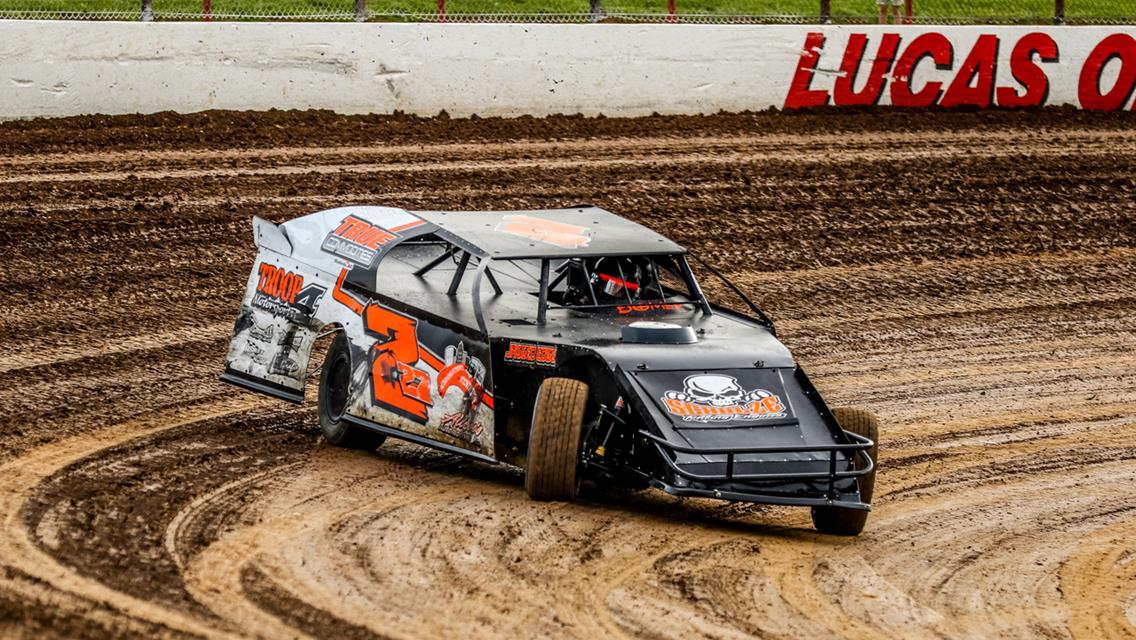 Lucas Oil Speedway Spotlight: Domer relishes latest USRA Modified win as family affair