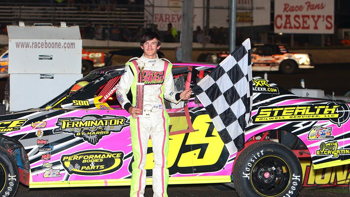 Roberts steals one at Boone Speedway
