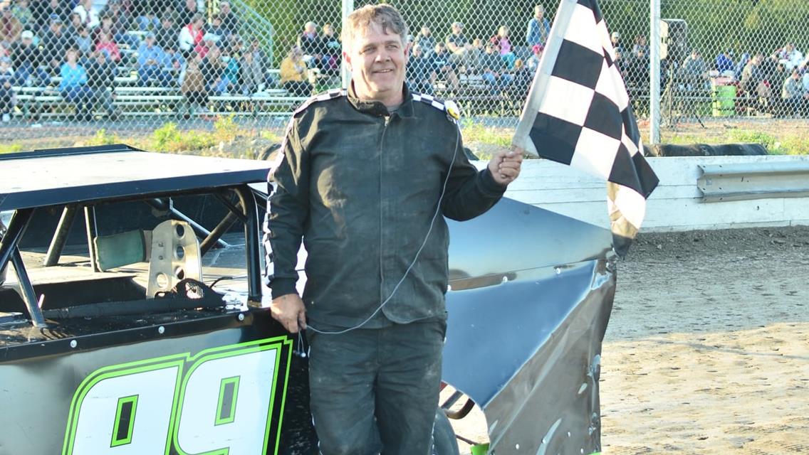 Delaine, Alcock, Mira, G. Strachan Take Season Finale Checkered Flags