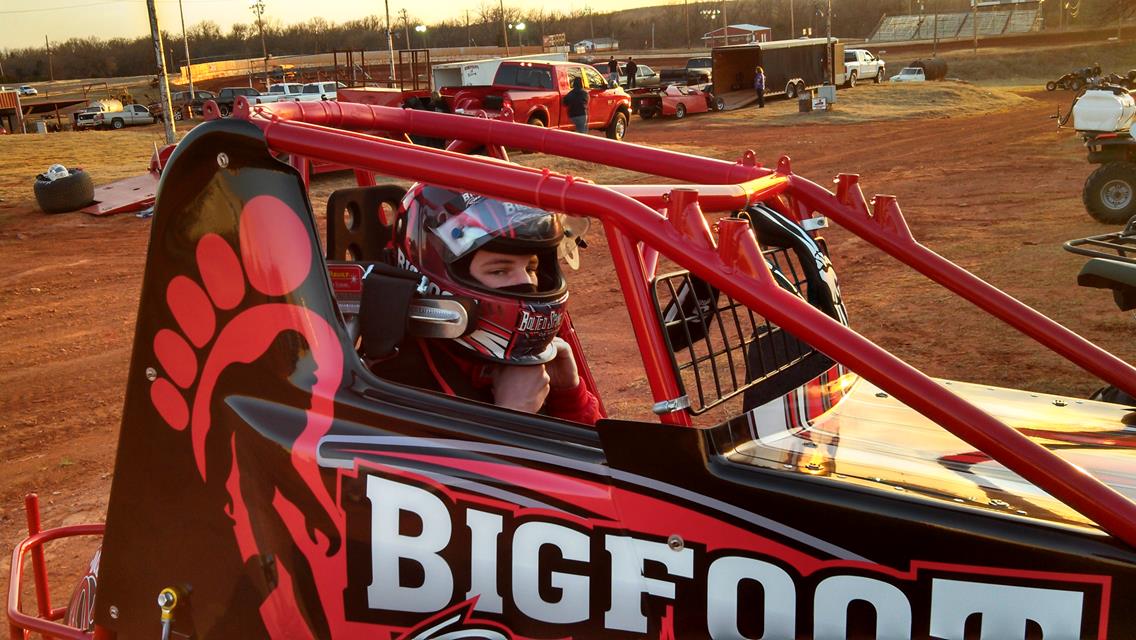 Non-Wing Car
