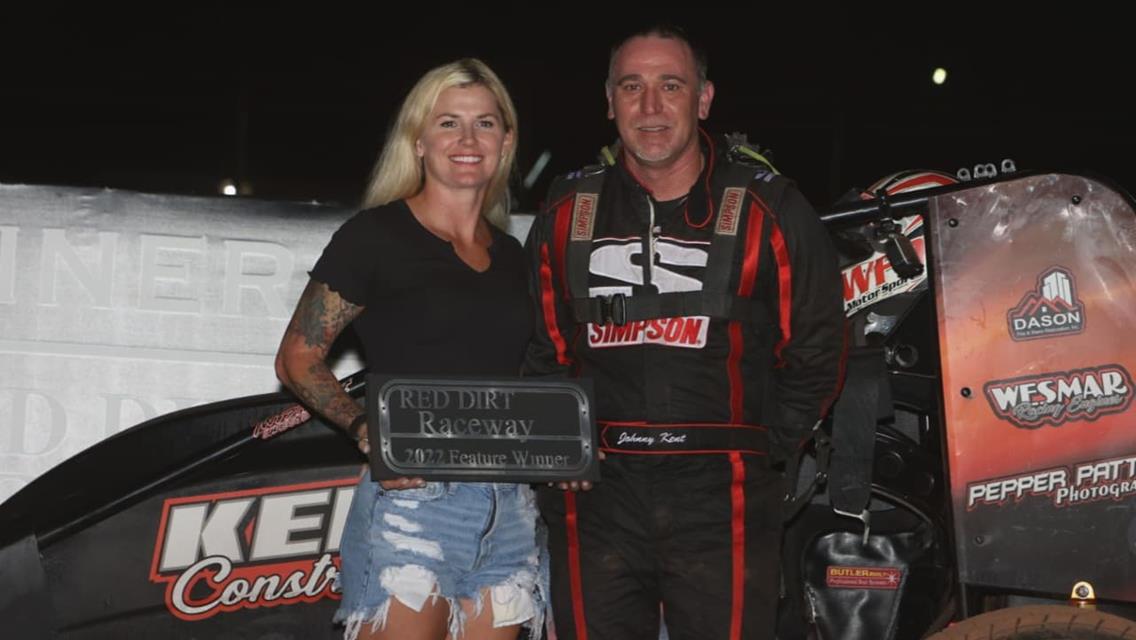 Johnny &quot;Hotrod&quot; Kent Hustles United Sprint League at Red Dirt Raceway!