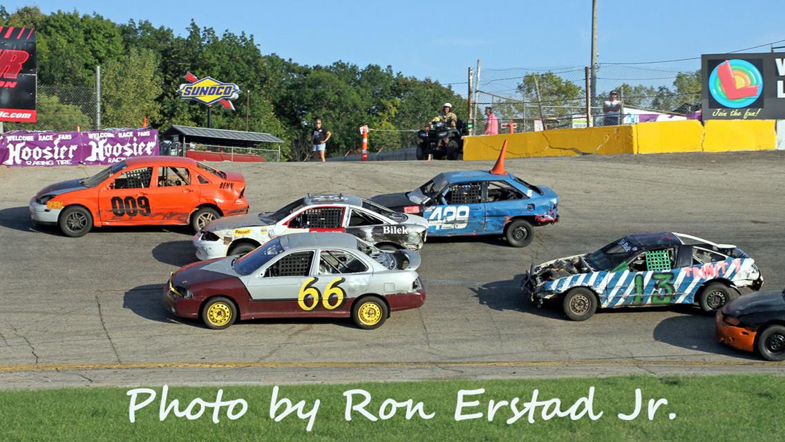 Inaugural Wisconsin Invitational Bracket Races and Small Car Enduro close out Slinger Speedway’s 2021 Racing Season in Thrilling Style