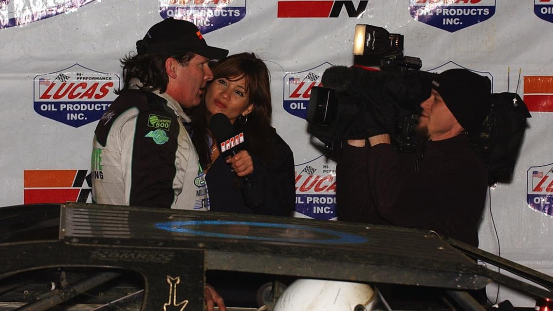Scott Bloomquist Ends 17 Year Drought at East Bay Raceway