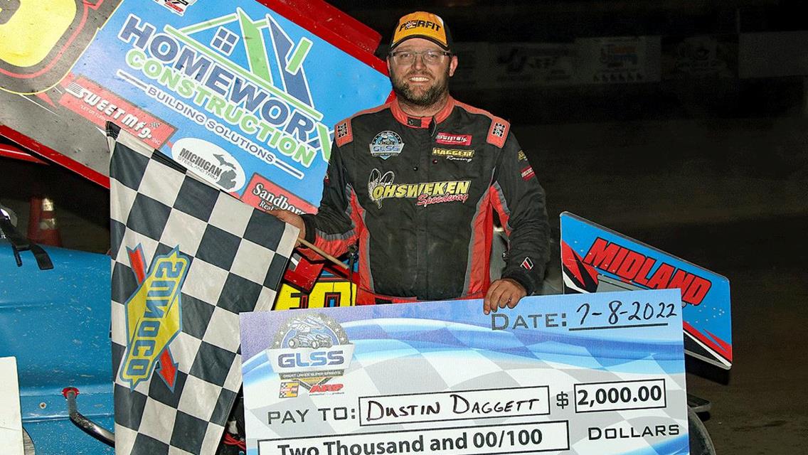 DAGGETT WINS FIRST RACE AT WINSTON