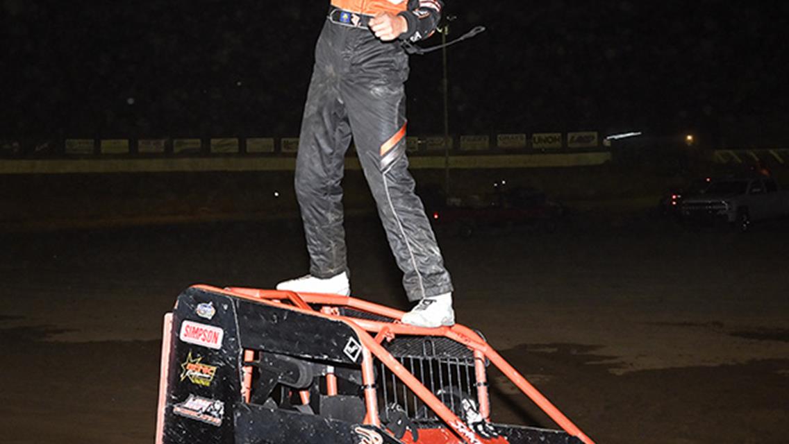 Boxell scores first career midget win in Streicher Memorial, Dippman wins Thunderstock feature, Joey Heyder earns big payday in Trucks, and Woodling s