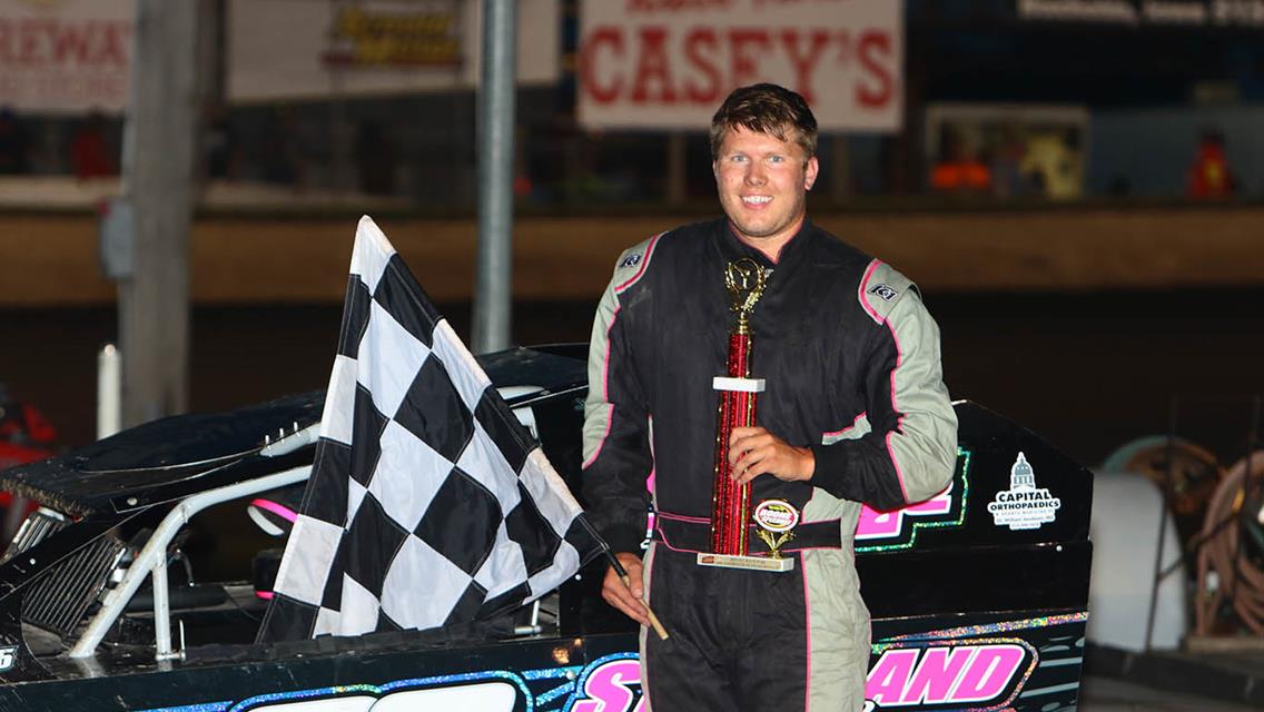 Roberts steals one at Boone Speedway