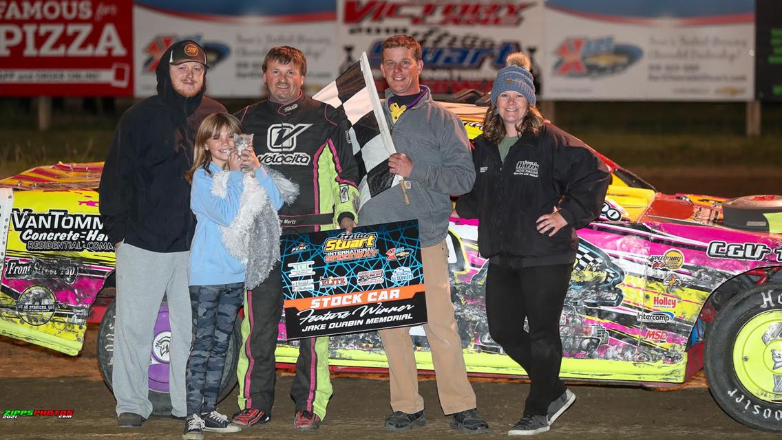 Shute Dominates Durbin Memorial