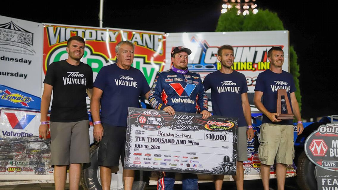 Sheppard Sweeps WoO Wisconsin Doubleheader