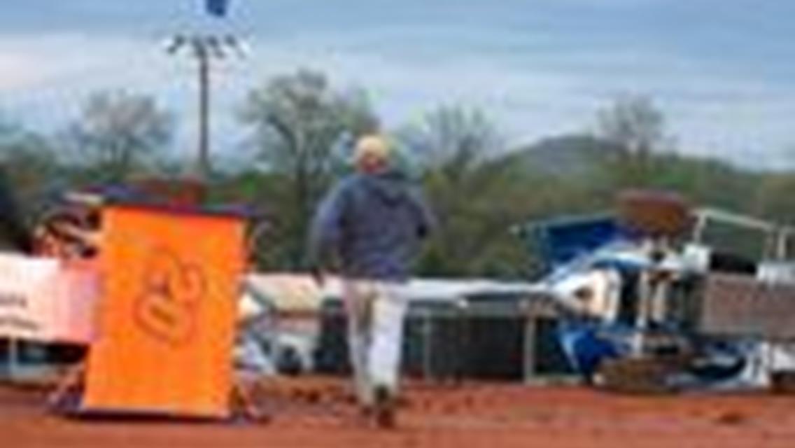 Severe winds force track to cancel race