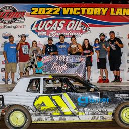 Bryan White wins family affair for USRA Stock Car championship; McCowan, Jackson, Ferris also wrap up Lucas Oil Speedway titles