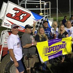 Alumbaugh wins Budweiser Shootout