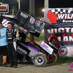 Neau overcomes previous DNF for 3rd win of season