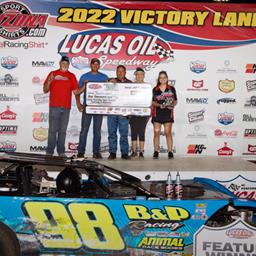 Wells captures Late Model feature win to headline Lucas Oil Speedway &quot;Thursday Night Thunder&quot;