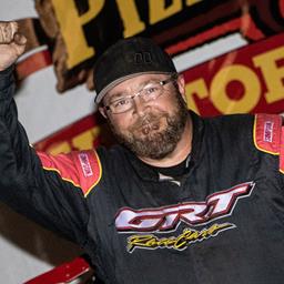Phillips emerges victorious in USMTS at Rapid Speedway