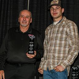 Lucas Oil Speedway Champions Spotlight: King of the last-lap pass, Beck enjoys first Stock Cars championship