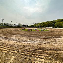 Back to the Bullring: Accord Speedway Hosts Barry Davis Tribute May 14
