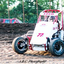 Leer set to return to Ventura Raceway for the 76th Turkey Night Grand Prix