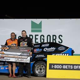 Shute goes back-to-back on P &amp; D Welding Solutions and 1-800-Bets-Off Night at the Races