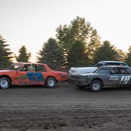 MICHAELSOHN MAKES LAST LAP PASS FOR WIN