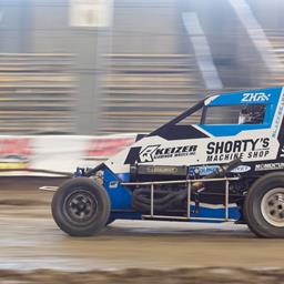 Hendricks Battles Adversity at Belle-Clair During Knepper and Meents Memorials