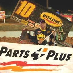Gray garners Friday win at Carolina