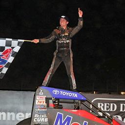 Seavey takes &#39;Tuesday Night Thunder&#39; at Red Dirt Raceway
