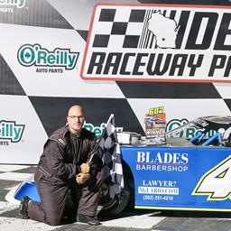 Steven Schulz Stars in 602 Late Model Win