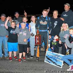 BOYLES WINS WAR AT LAKESIDE