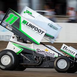 MULLEN VICTORIOUS IN MANDAN