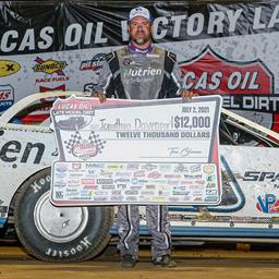 Davenport Rolls to Third Straight Lucas Oil Win