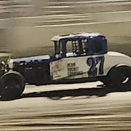 Stock Car Racing, Candy For The Kids and Fun Times At Antioch Speedway