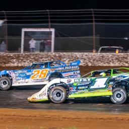 Erb breaks while leading Fall Classic at Whynot