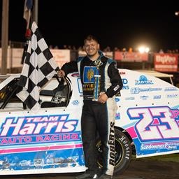 It&#39;s Roberts in thrilling Modified feature win