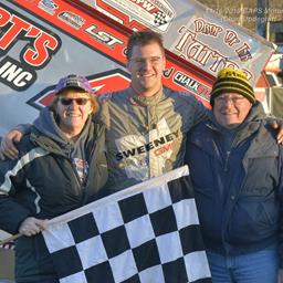 Danny Dietrich Scores Goofy&#39;s Sprint Showdown Victory at BAPS Motor Speedway